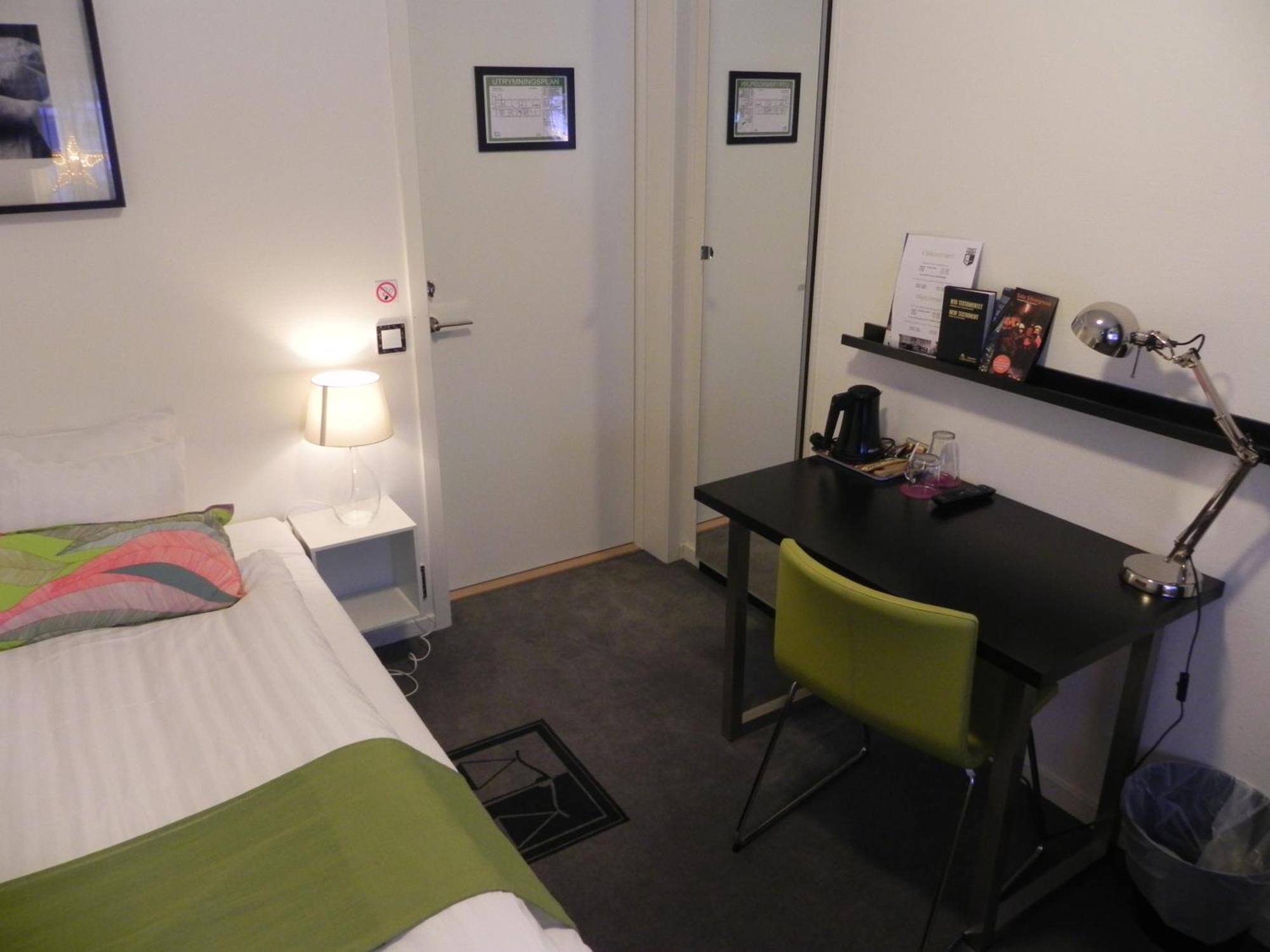 Hotell Tinget Sala Buitenkant foto
